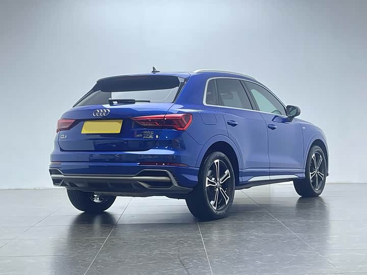 Audi Q3 2021 45 TFSI quattro — фото 4