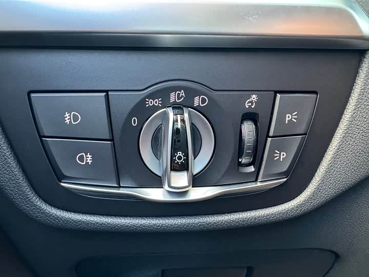 BMW X3 2018 x Drive 28i M VI — фото 27