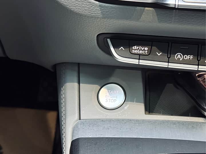 Audi Q5L 2020 40 TFSI — фото 22