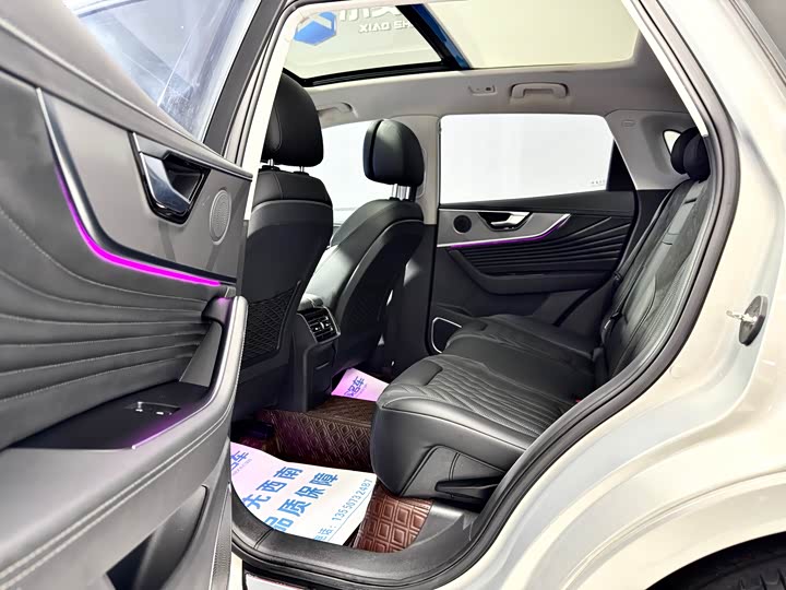 Hongqi HS5 2023 2.0 T 4 WD Pro — фото 5