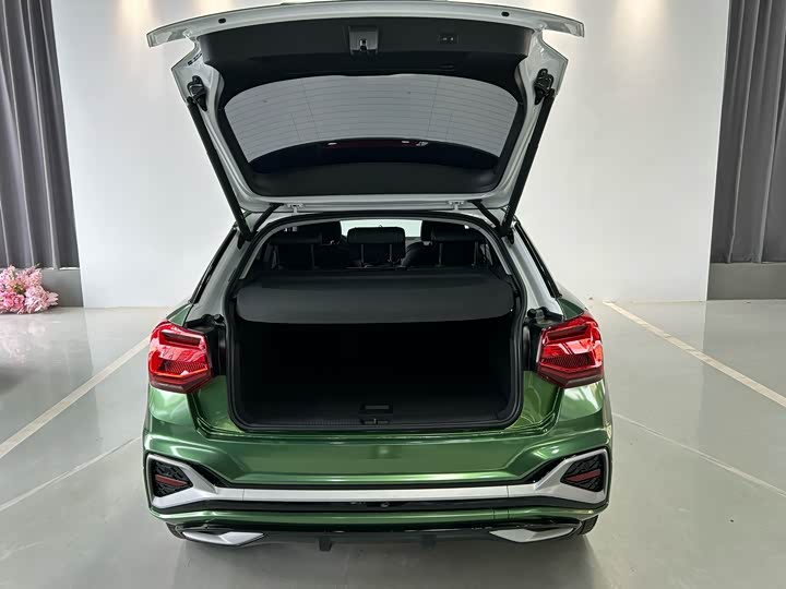 Audi Q2L 2024 35 TFSI — фото 29