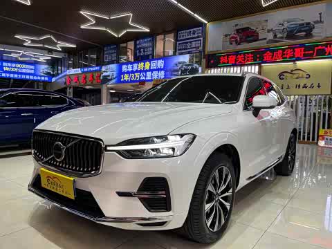Volvo XC60 2023 B 5 4 WD — фото 28