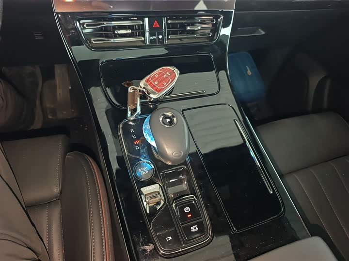 Trumpchi M8 2024 400 T — фото 14