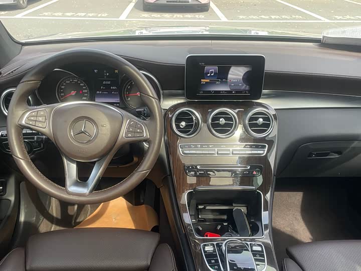 Mercedes-Benz GLC 260 4MATIC люкс — фото 9