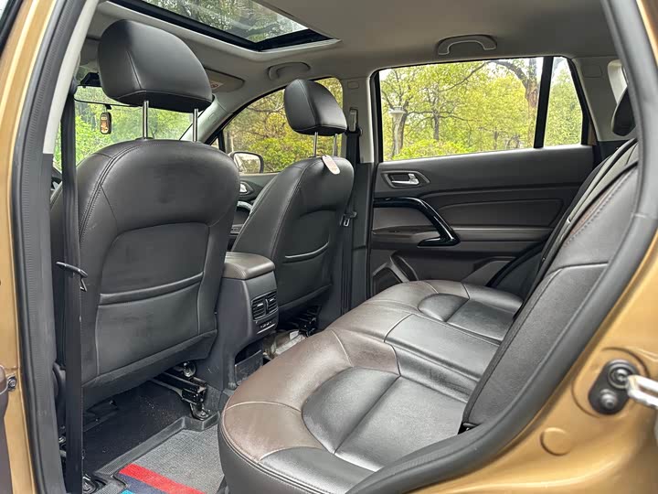 Trumpchi GS4 2017 200 T MT 2 WD — фото 30