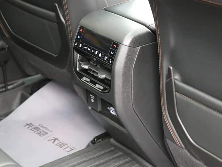Jeep Grand Cherokee 4xe — фото 22