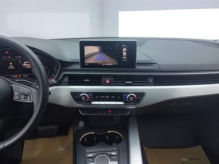Audi A4L 2018 30 40 TFSI — фото 13