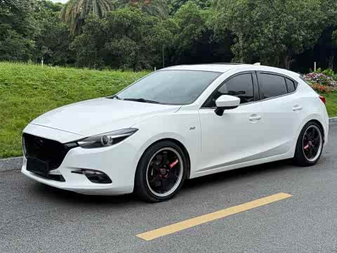 Mazda 3 2017 2.0 L ATLuxury V — фото 10