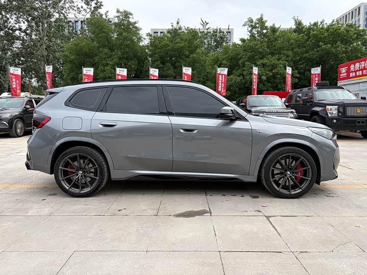 BMW X1 M35 Li 2024 M 35 Li — фото 4