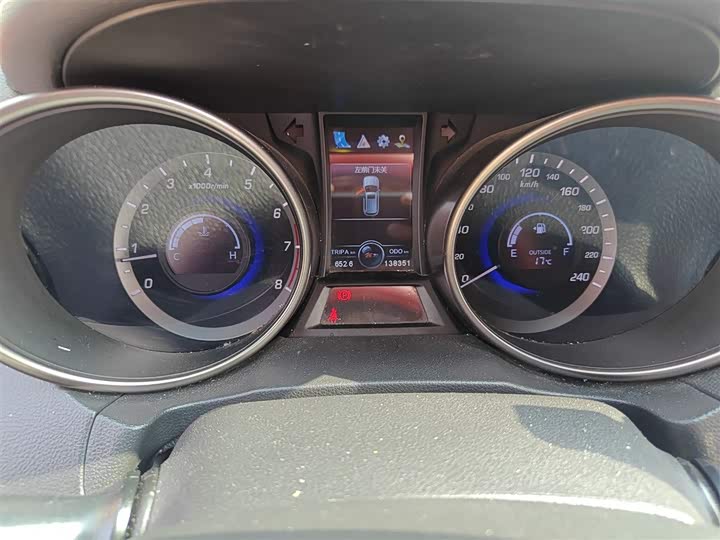 Changan CS75 2017 1.5 T MT — фото 5