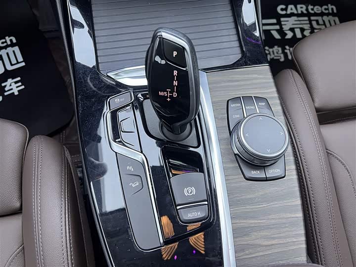 BMW X3 2019 x Drive 28i — фото 20