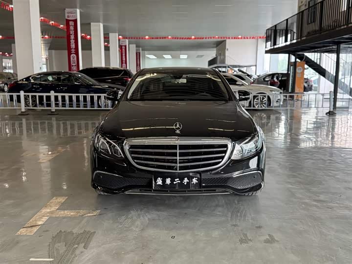 Mercedes-Benz E-Class 2019 E 300 L Luxury — фото 2