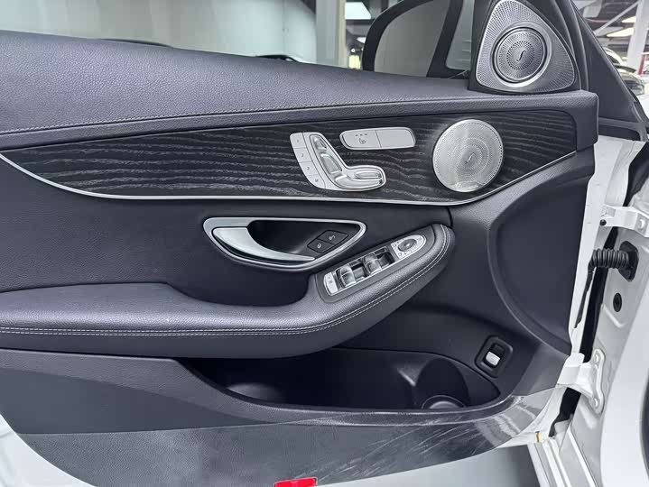Mercedes-Benz C-Class 2021 C 260 L — фото 4
