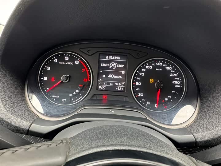 Audi Q2L 2020 35 TFSI — фото 16