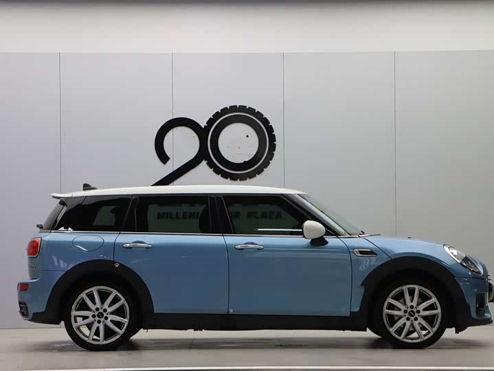 MINI Clubman — фото 8