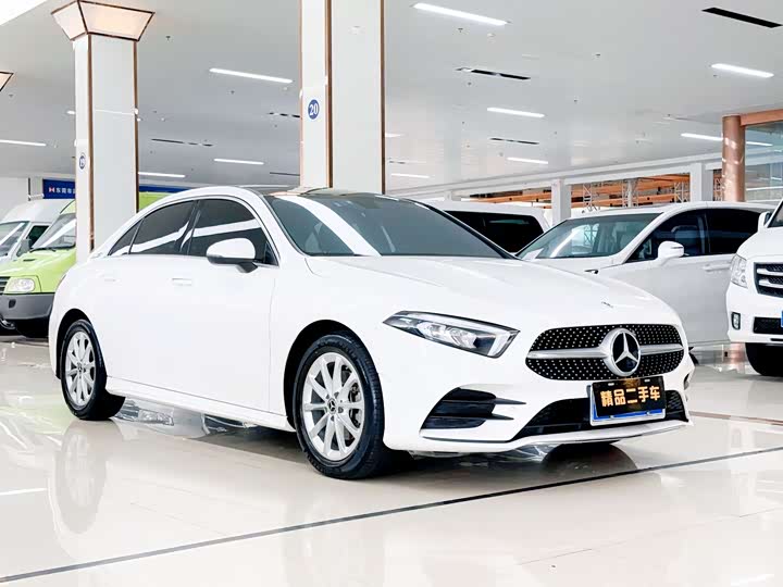 Mercedes-Benz A-Class 2021 A 200 L — фото 3