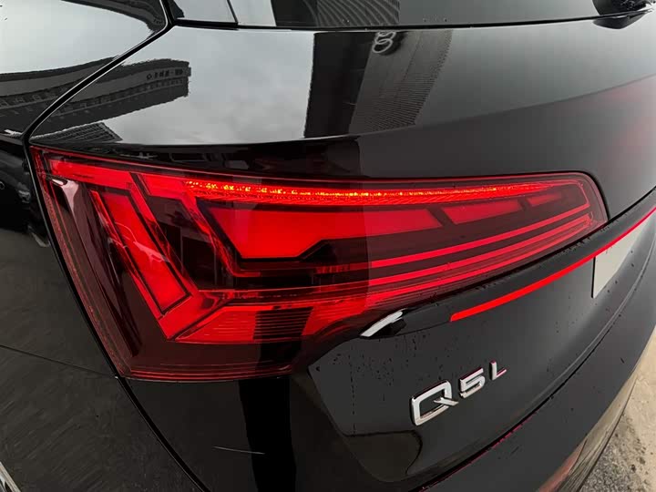 Audi Q5L 2024 45 TFSI — фото 17