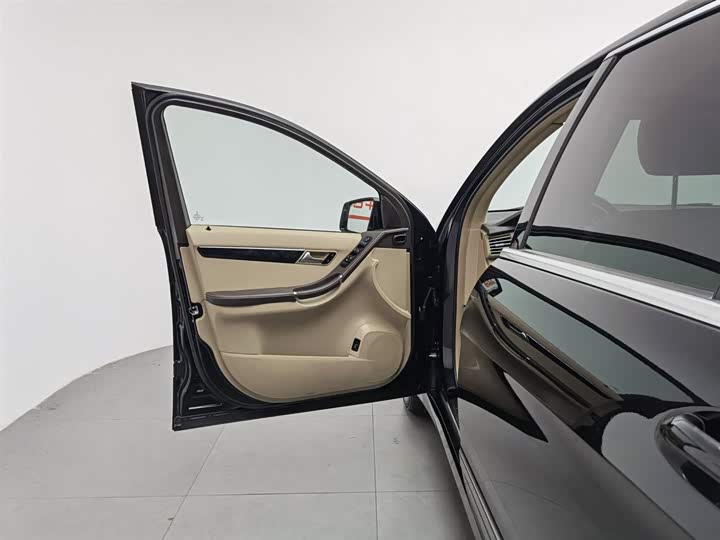 Mercedes-Benz R-Class R 320 4MATIC — фото 8