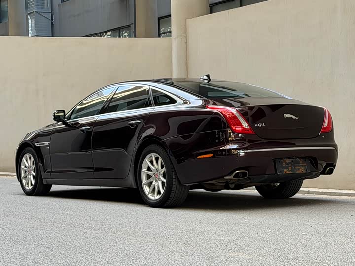 Jaguar XJ 2015 XJL 3.0 SC 4 WD — фото 4