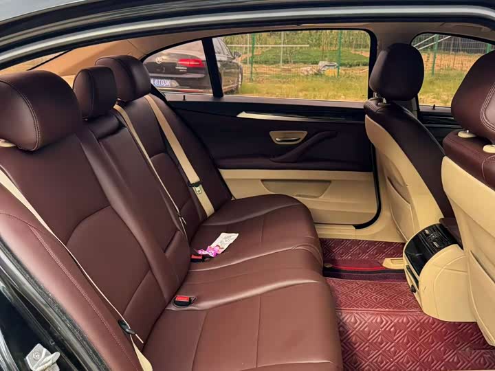 BMW 5 Series 525Li продвинутая — фото 4
