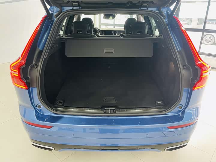 Volvo XC60 Hybrid 2021 T 8 E Hybrid — фото 14