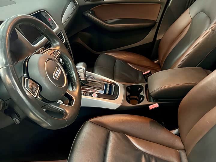 Audi Q5 2017 Plus 40 TFSI — фото 7