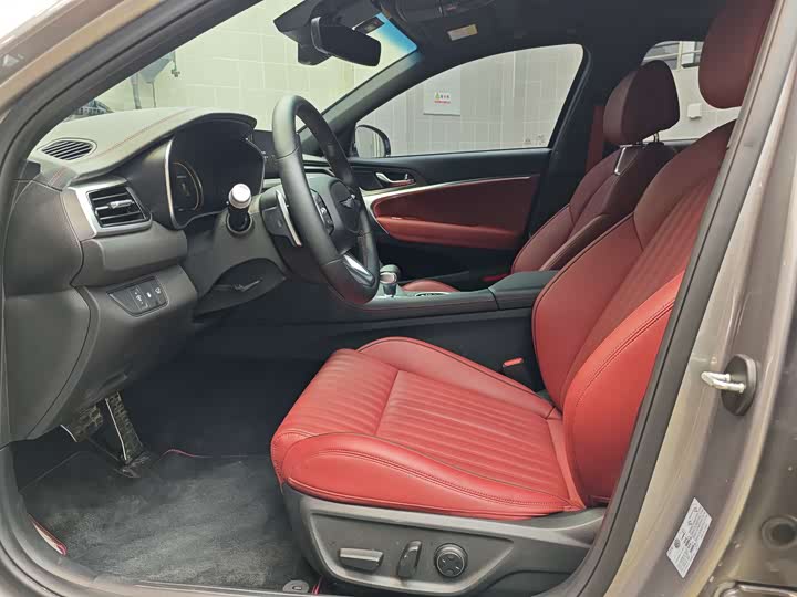 Genesis G70 2024 2.0 T Luxury Shooting Brake — фото 11