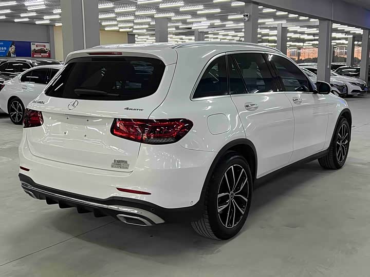 Mercedes-Benz GLC 2021 GLC 260 L 4 MATIC Luxury — фото 9