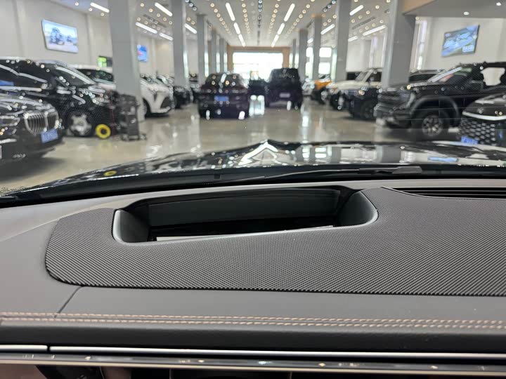 Mercedes-Benz GLS 2025 GLS 450 4 MATIC Luxury — фото 9
