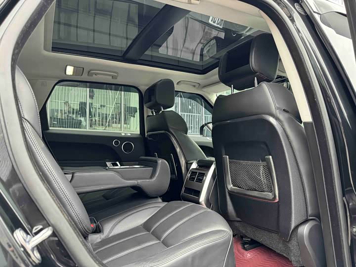 Land Rover Range Rover Sport — фото 13