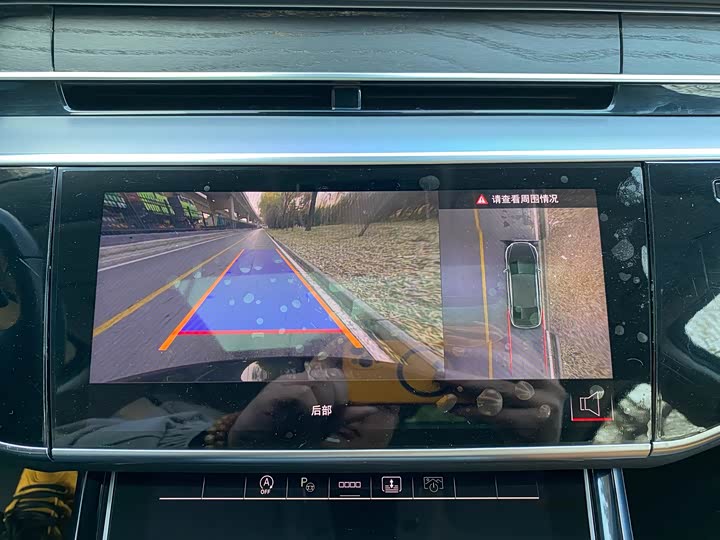 Audi A8 2024 A 8 L 50 TFSI quattro — фото 24