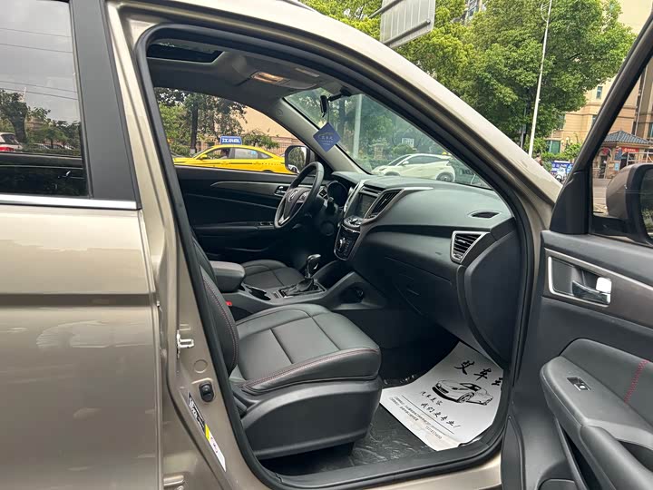 Changan CS75 2016 1.8 T ATElite IV — фото 13