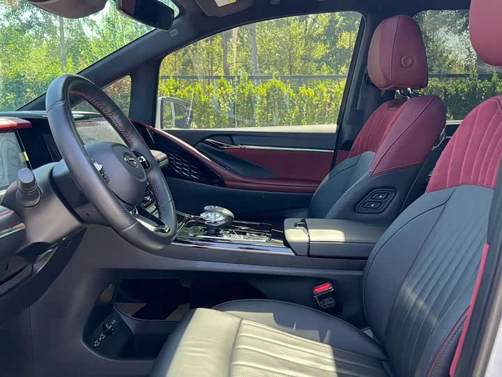 Trumpchi M8 2023 400 T — фото 4