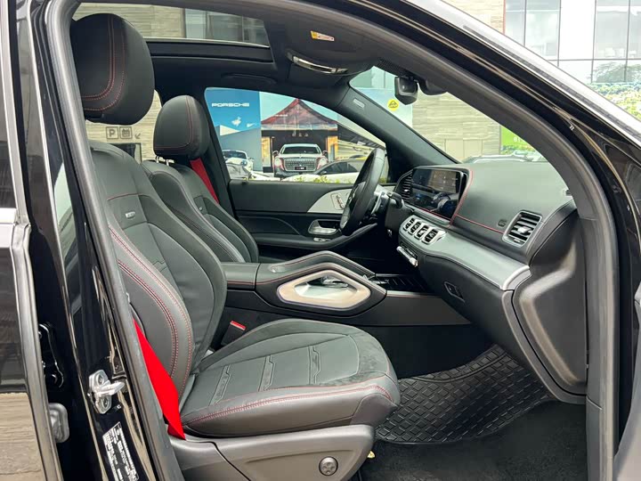 Mercedes-Benz GLE 2024 AMG GLE 53 4 MATIC+ — фото 12