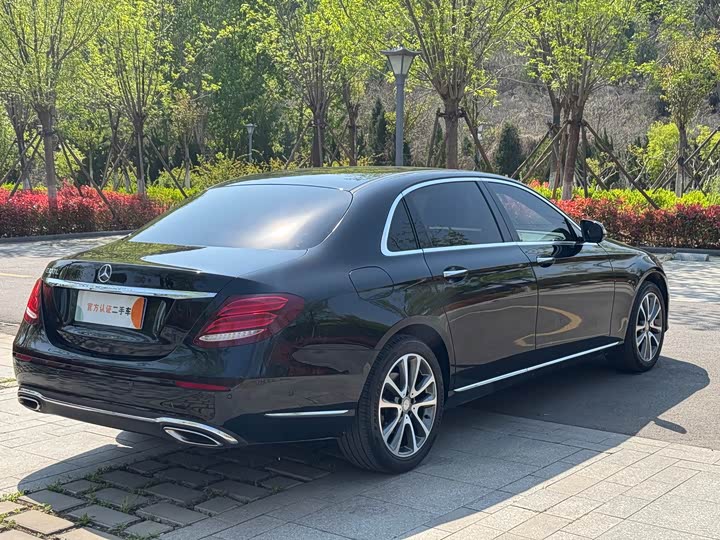 Mercedes-Benz E-Class 2016 E 300 L — фото 6