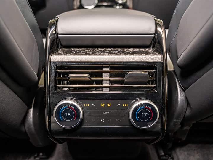 Land Rover Range Rover Sport — фото 17