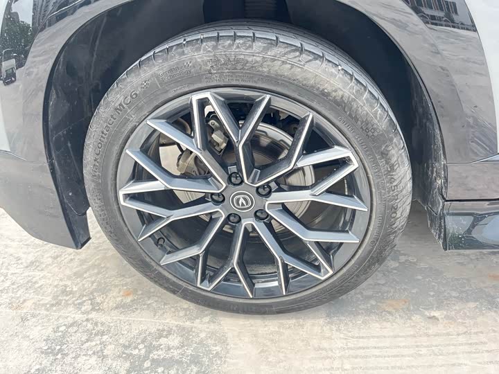 Changan UNI-T 2023 1.5 T Premium — фото 10