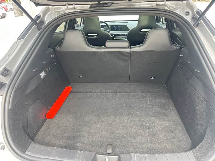 Changan UNI-T 2023 1.5 T Premium — фото 13