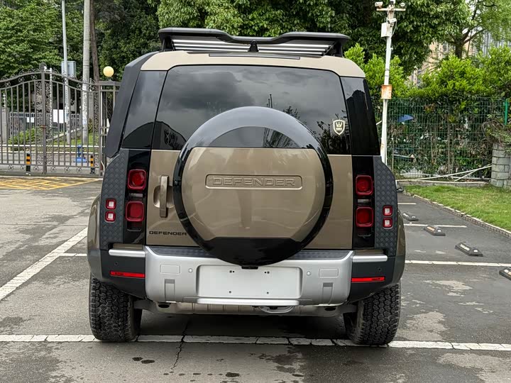 Land Rover Defender — фото 4