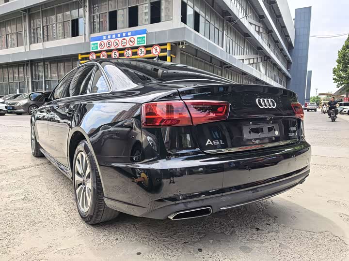Audi A6L 30 FSI комфорт — фото 4