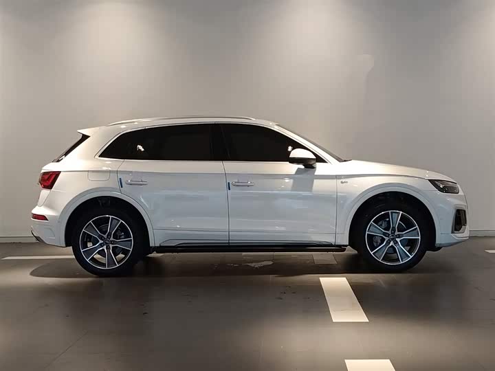 Audi Q5L 2021 45 TFSI — фото 3