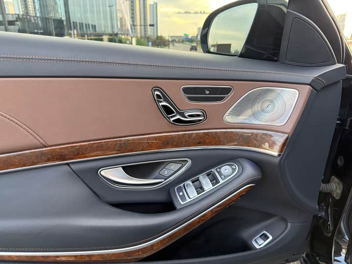 Mercedes-Benz S-Class 2016 S 320 L Luxury — фото 8