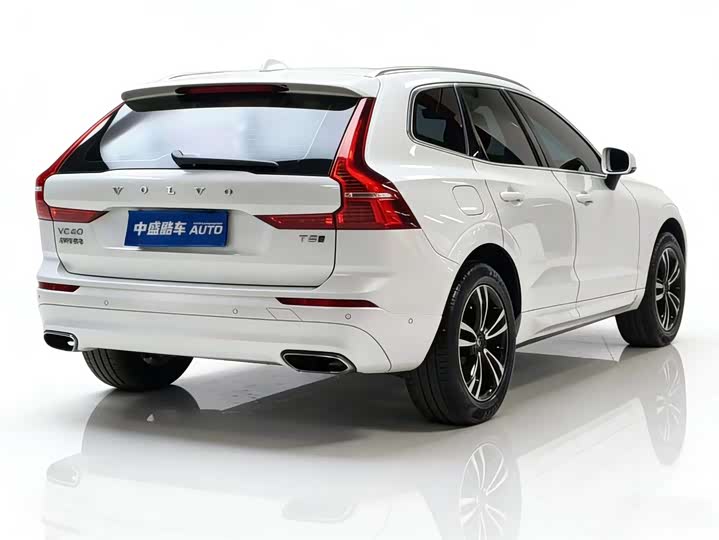 Volvo XC60 2019 T 5 4 WD V — фото 4
