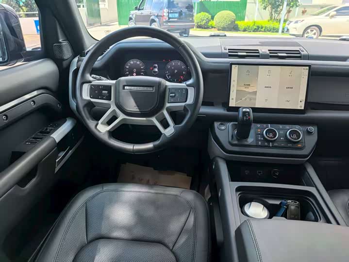 Land Rover Defender — фото 9