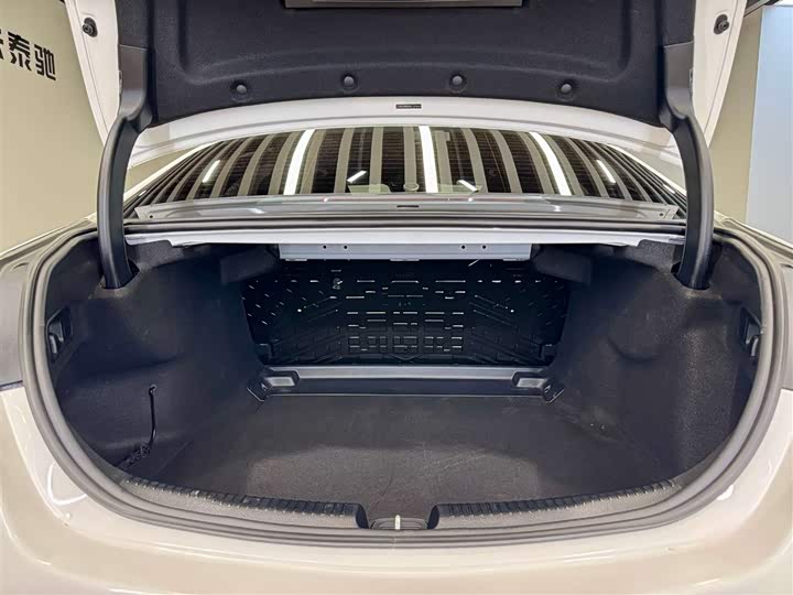 Mercedes-Benz C-Class 2022 C 200 L — фото 12
