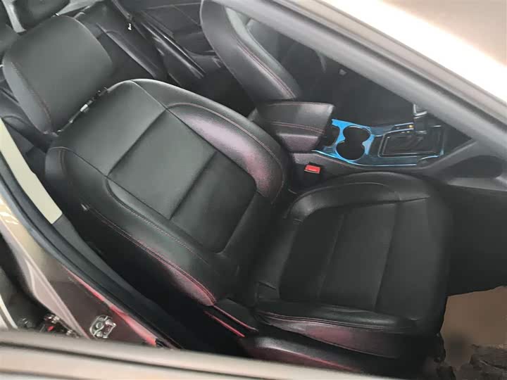 Changan CS75 2016 1.8 T ATElite V — фото 24