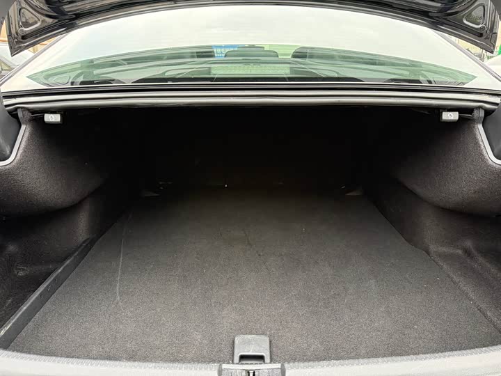 Volkswagen Passat — фото 22