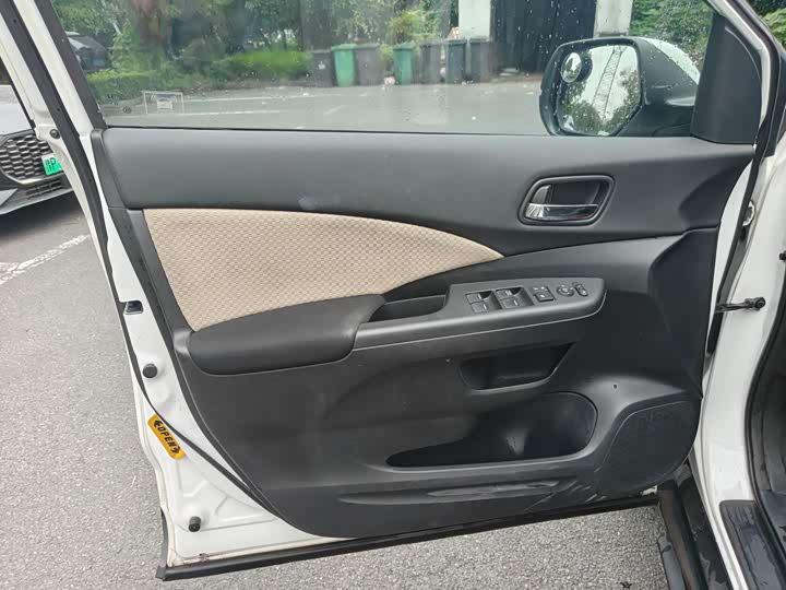 Honda CR-V 2016 2.0 L 2 WD — фото 9