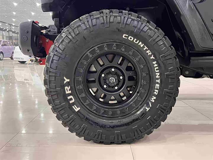 Jeep Gladiator — фото 17