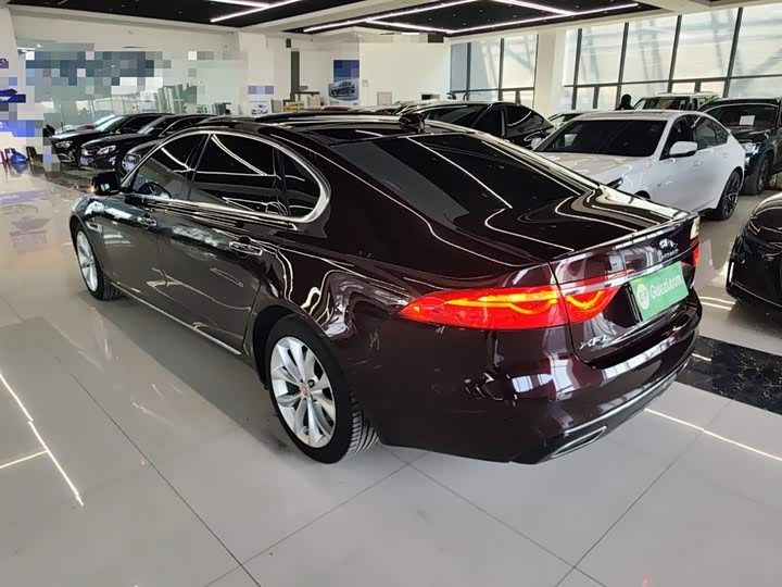 Jaguar XFL 2020 XFL 2.0 T P 250 2 WD — фото 23